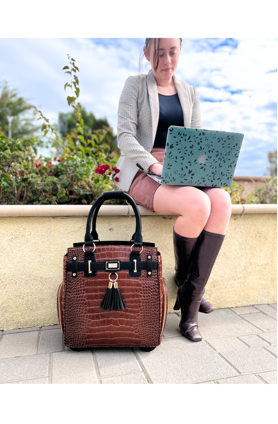 rolling tote bags for healthcare professionals