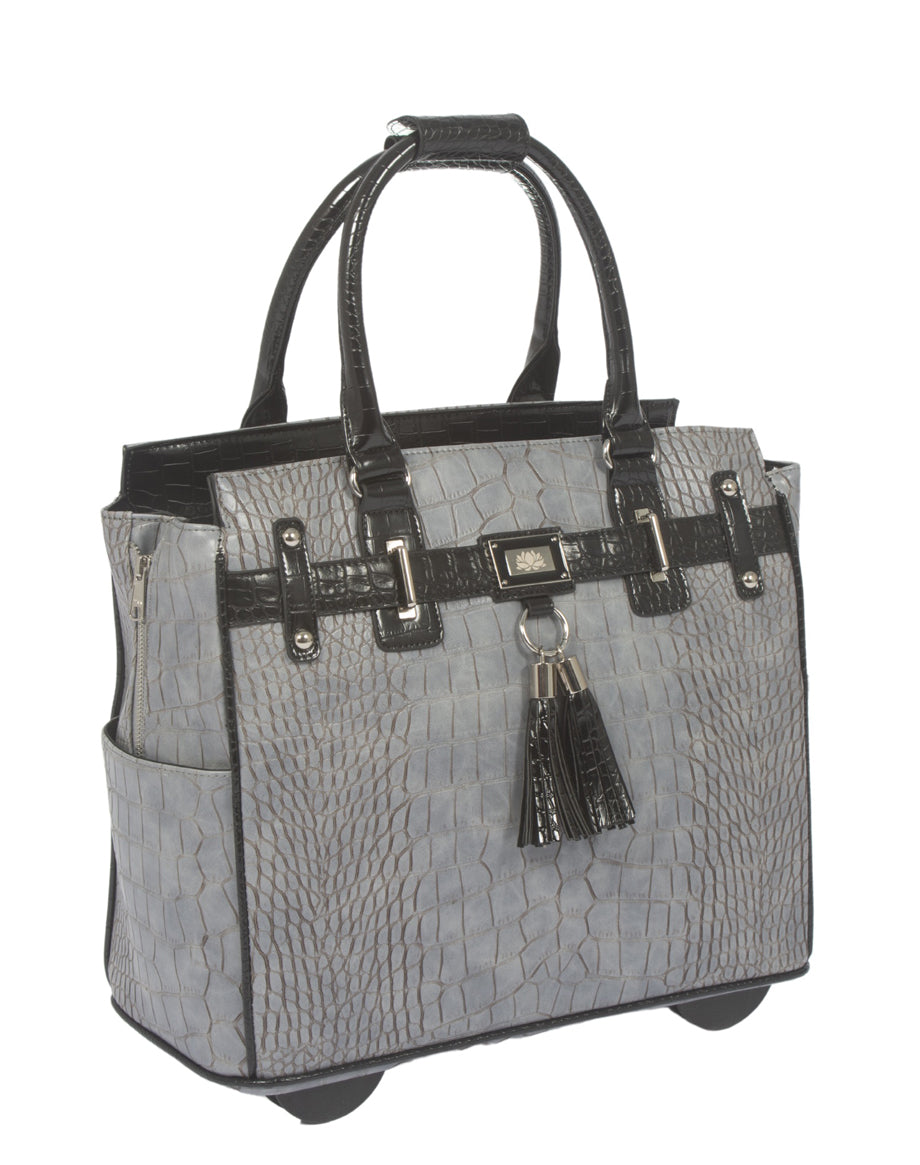 Perfect alternative to the Kroser rolling laptop bag women, our bag has superior quality fabrics and craftsmanship. This womens leather rolling laptop bag blends elegance and durability, ensuring you stay stylish and organized while on the go.